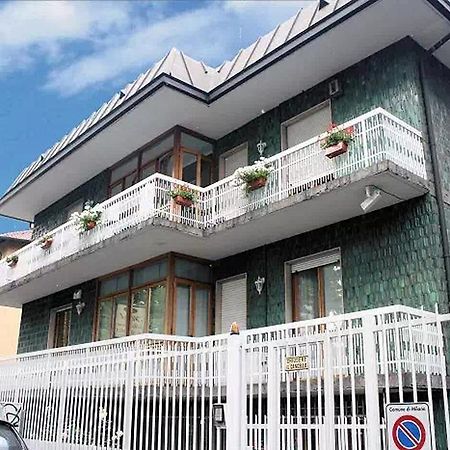 Villamelchiorre 1 Milano Ngoại thất bức ảnh